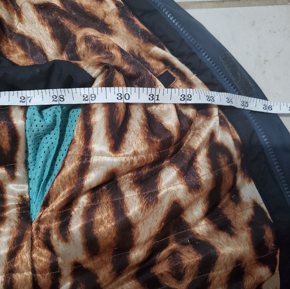 Volcom snowboard jacket - Picture 13 of 13